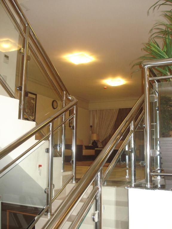 Al Tayyar Suites & Hotel Apartments - Riad Habitación foto