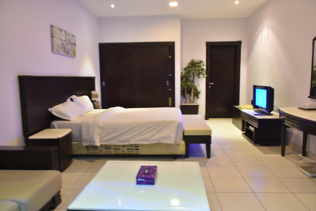 Al Tayyar Suites & Hotel Apartments - Riad Exterior foto