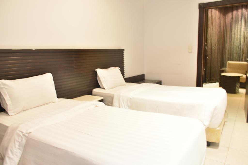 Al Tayyar Suites & Hotel Apartments - Riad Exterior foto