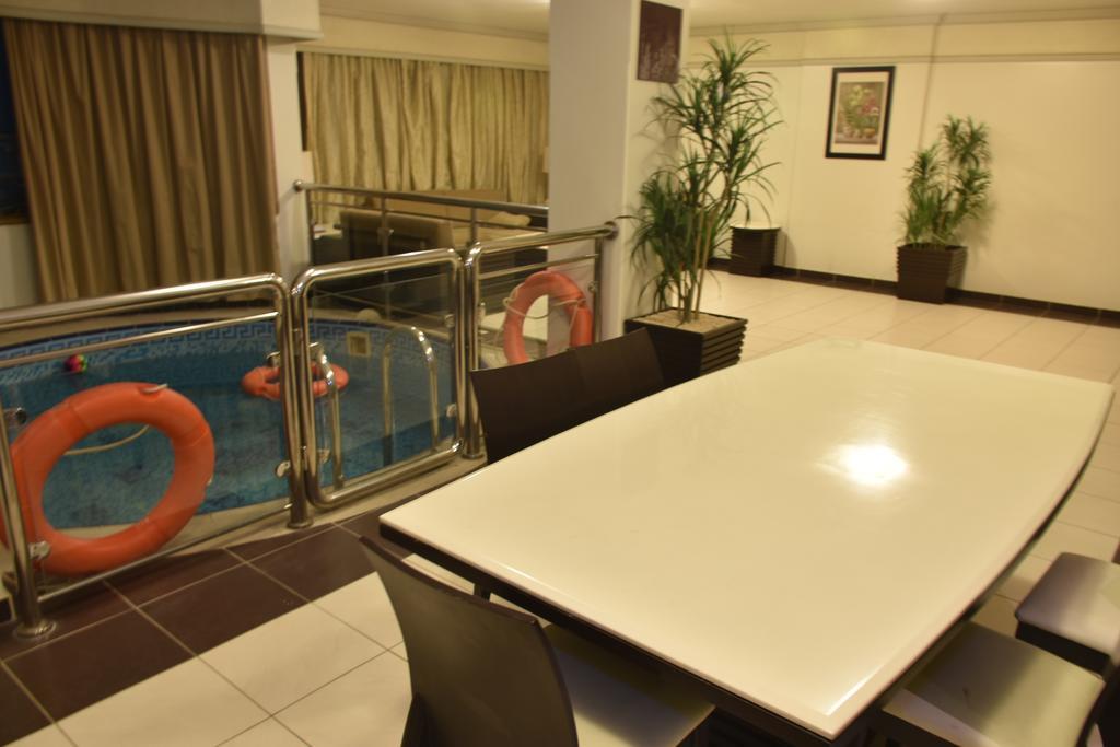 Al Tayyar Suites & Hotel Apartments - Riad Exterior foto