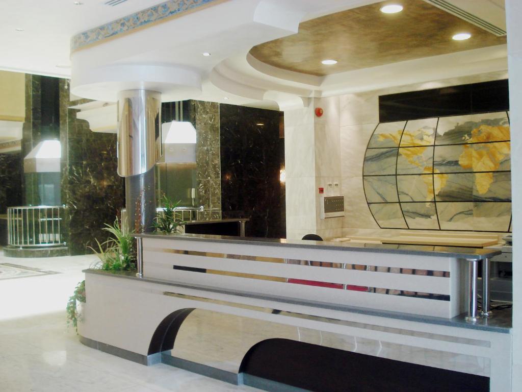 Al Tayyar Suites & Hotel Apartments - Riad Exterior foto